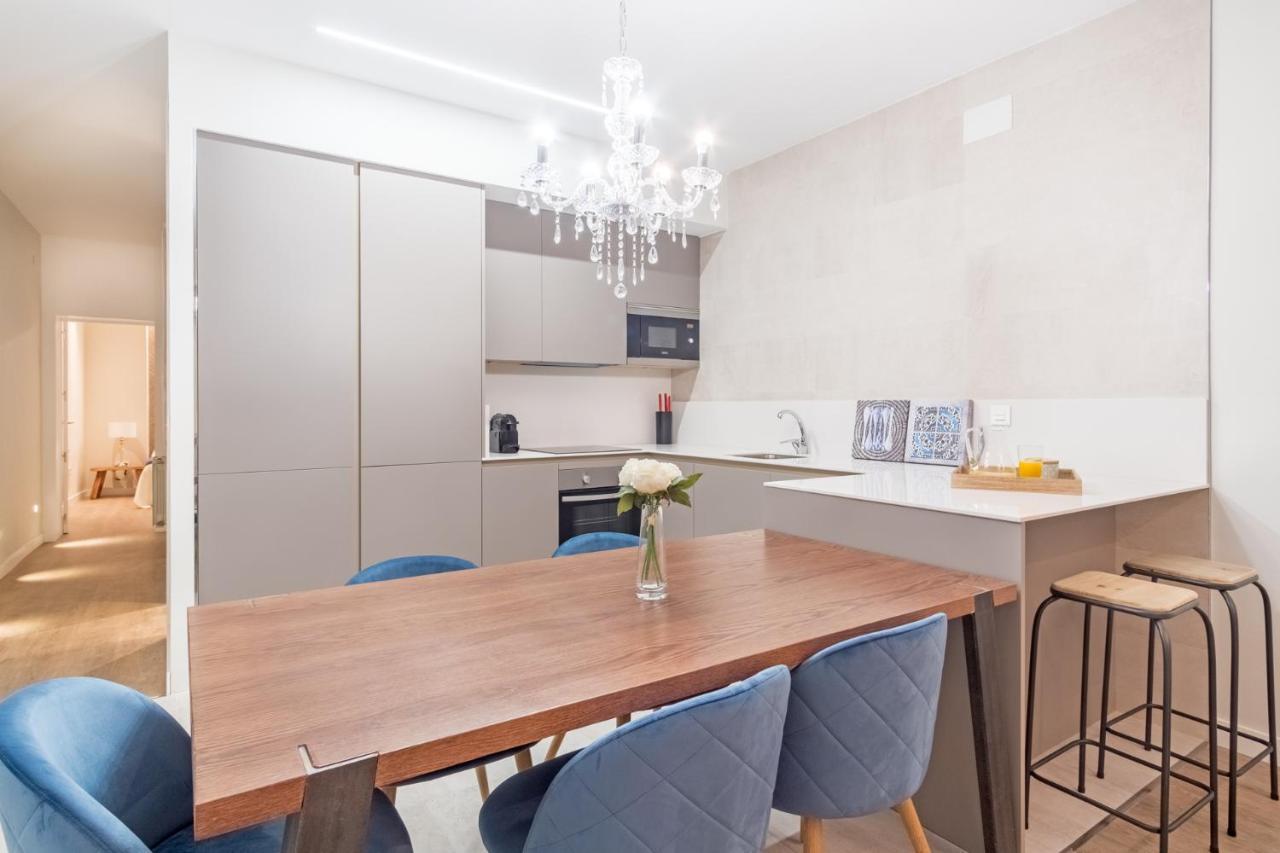 Experience The Best Of Madrid! Gran Via Apartment For 6, Comfort And Style In The Heart Of Chueca III Luaran gambar