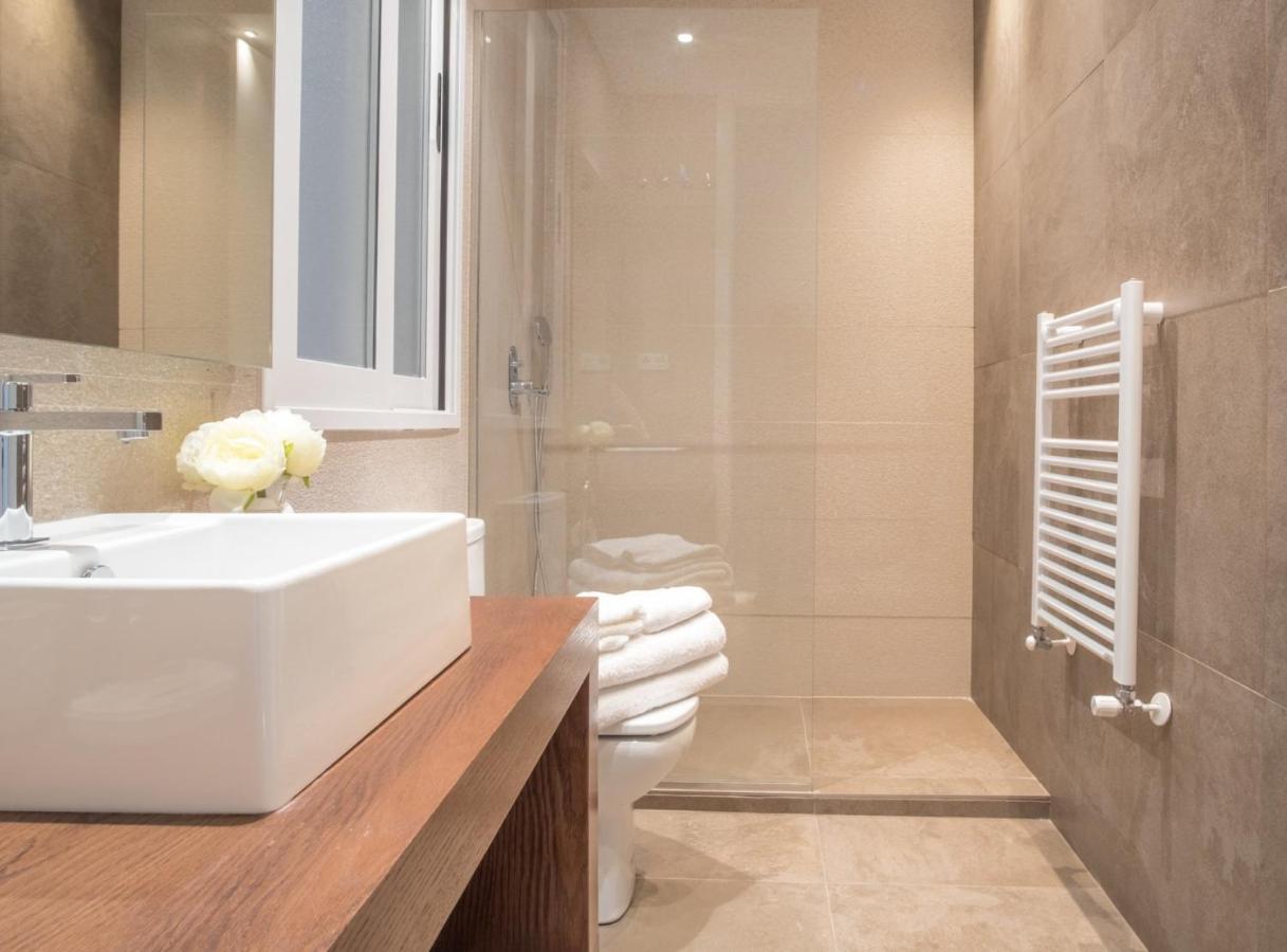 Experience The Best Of Madrid! Gran Via Apartment For 6, Comfort And Style In The Heart Of Chueca III Luaran gambar