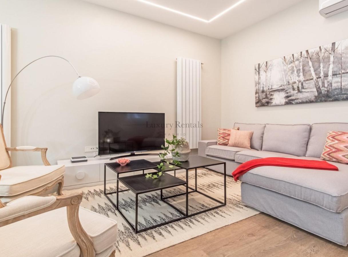 Experience The Best Of Madrid! Gran Via Apartment For 6, Comfort And Style In The Heart Of Chueca III Luaran gambar